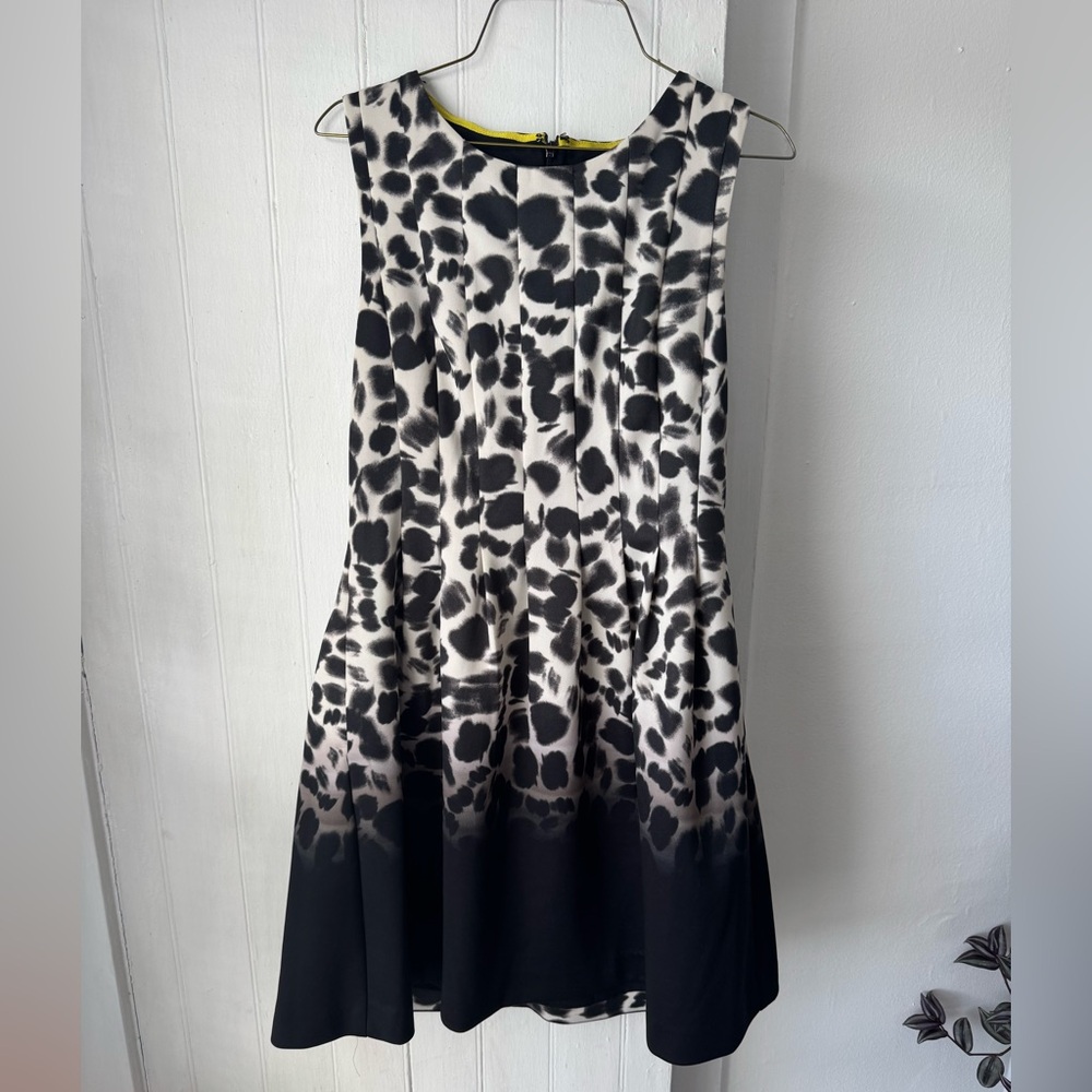 Vince Camuto Black and White Midi Skirt